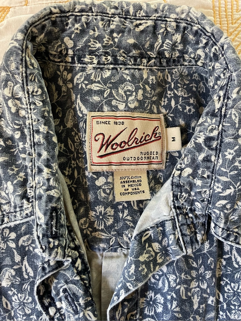 Vintage Woolrich 100% Cotton Oversized Floral Print Buttondown Shirt
